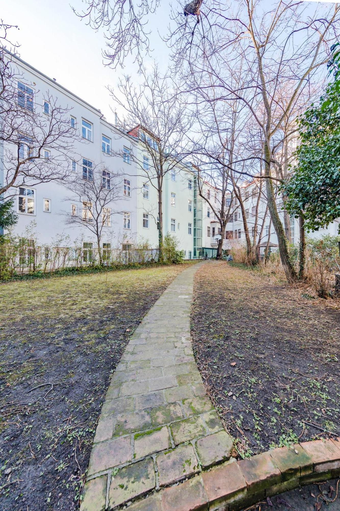 Urban Vienna Living - 18Th District Aparthotel Екстериор снимка
