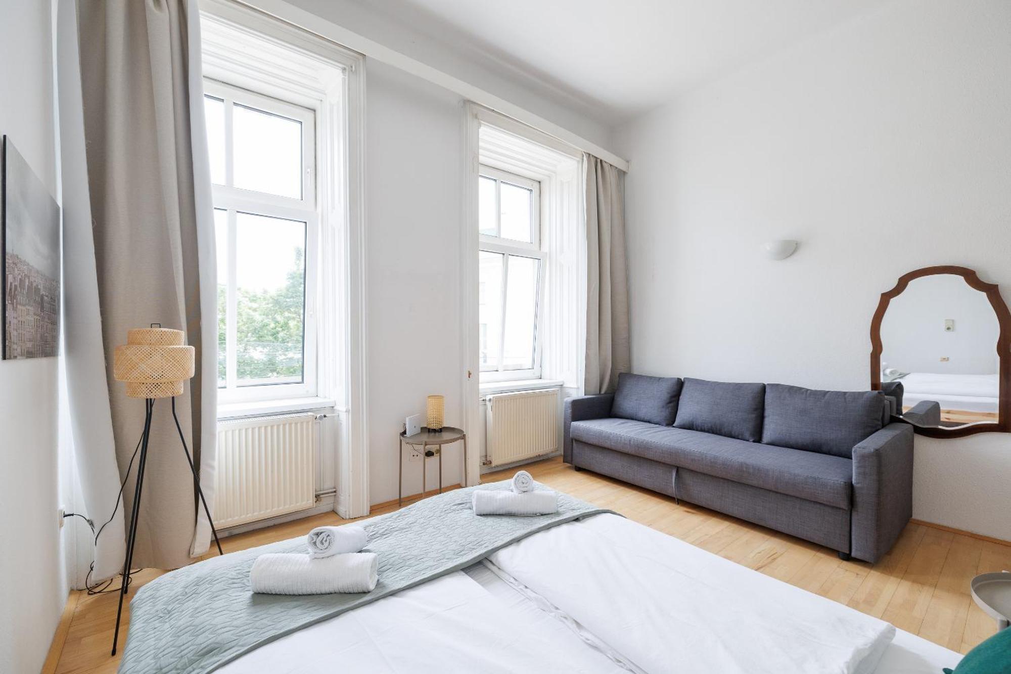 Urban Vienna Living - 18Th District Aparthotel Екстериор снимка