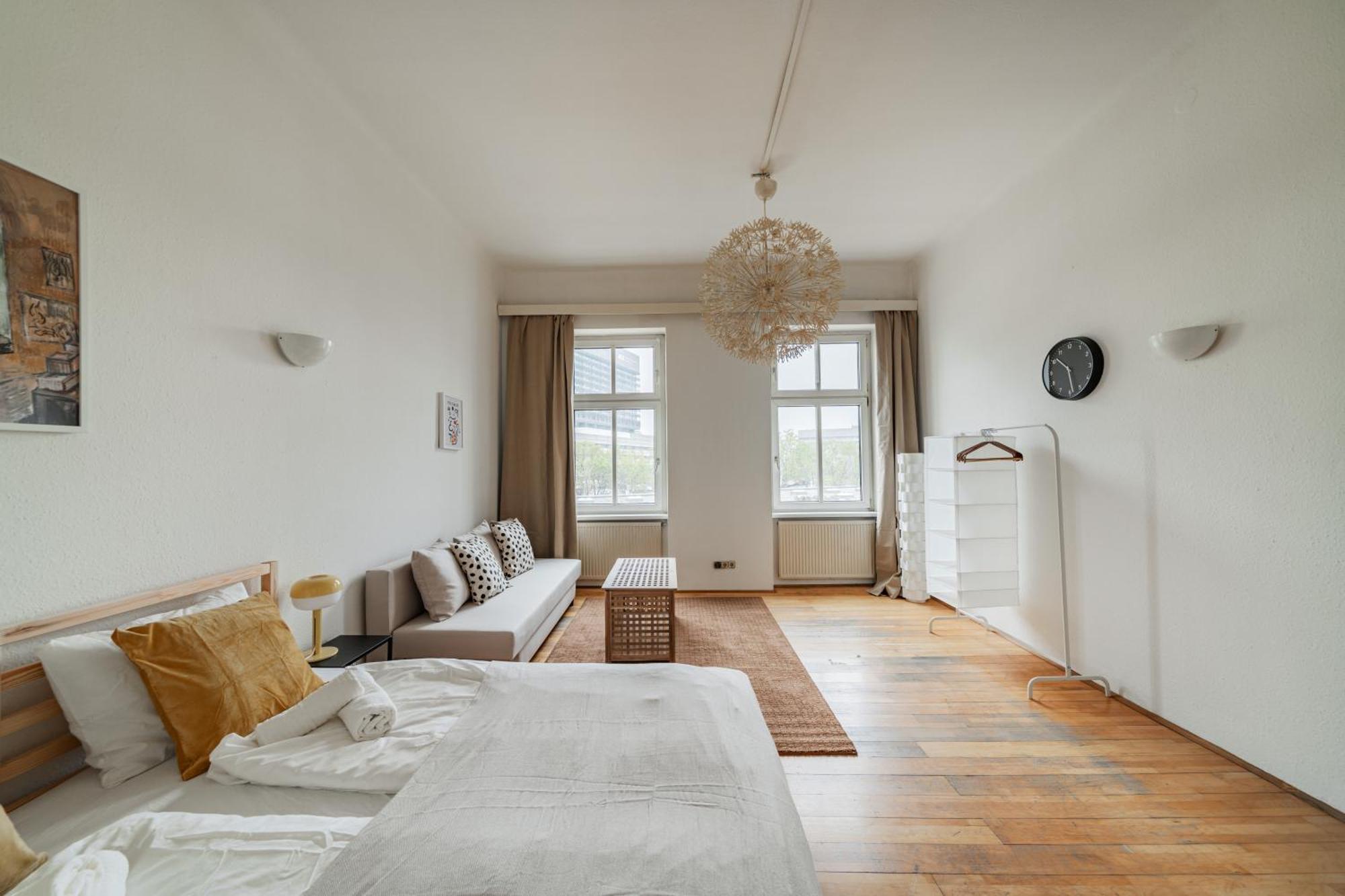 Urban Vienna Living - 18Th District Aparthotel Екстериор снимка
