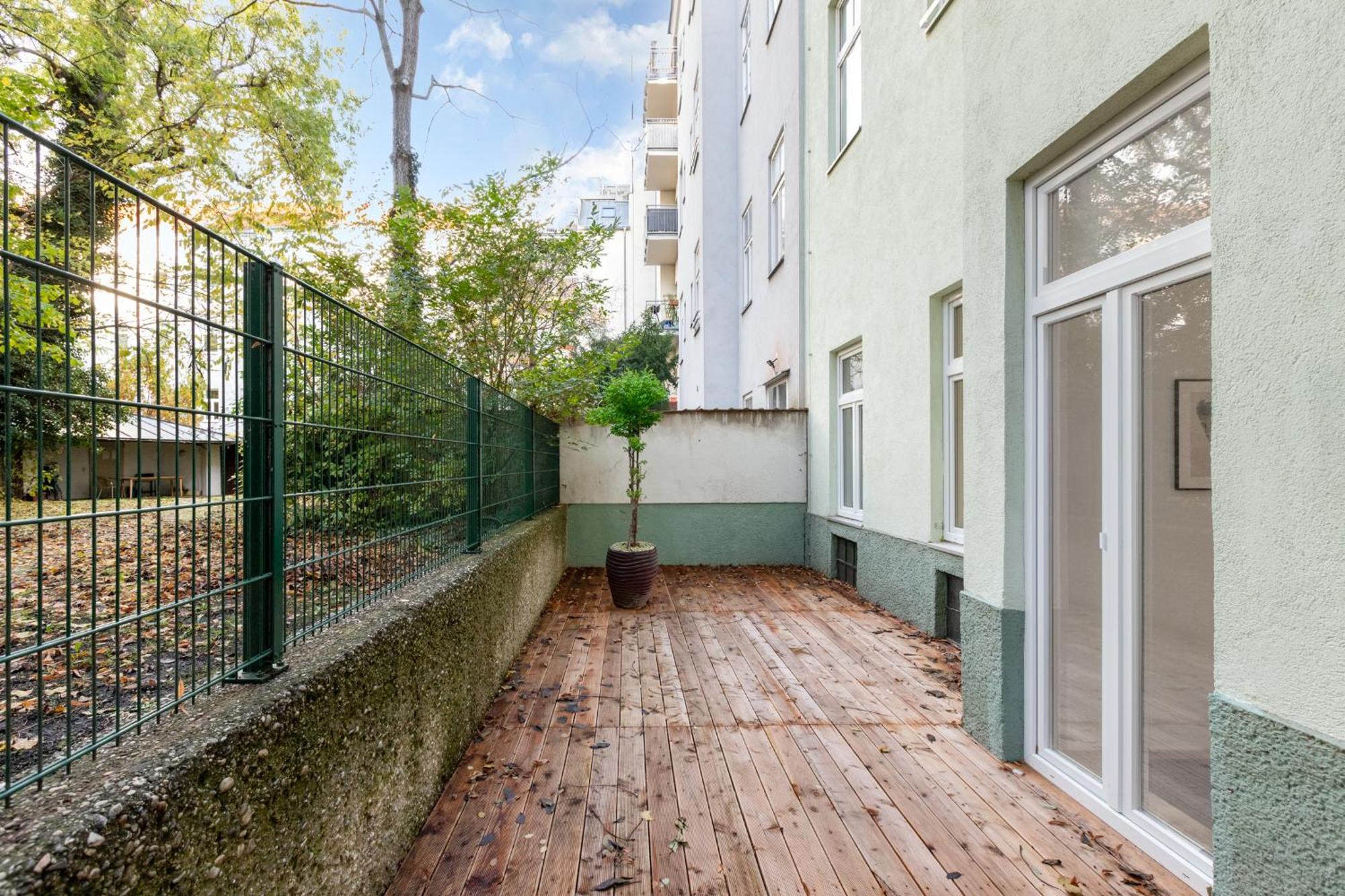 Urban Vienna Living - 18Th District Aparthotel Екстериор снимка