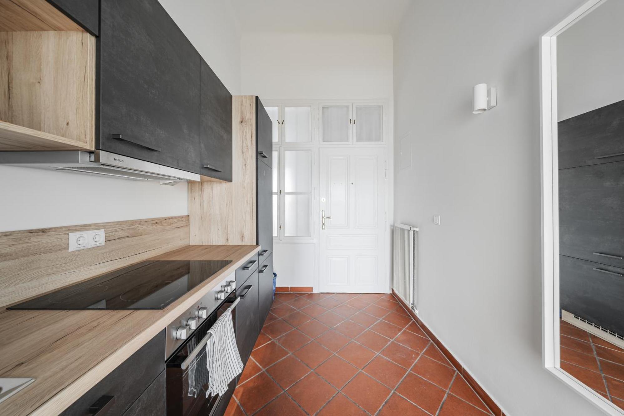 Urban Vienna Living - 18Th District Aparthotel Екстериор снимка